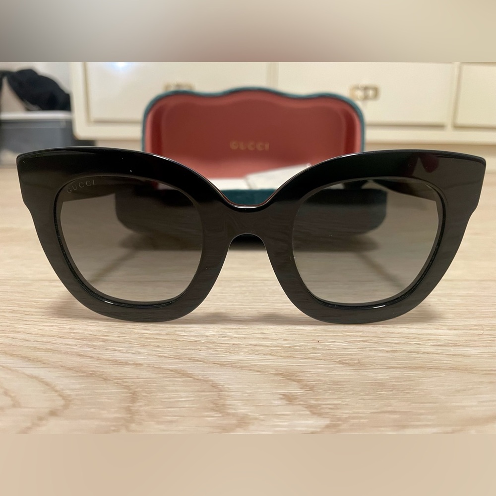 Gucci 0208s 001 black with gradient grey lenses star crystal detail